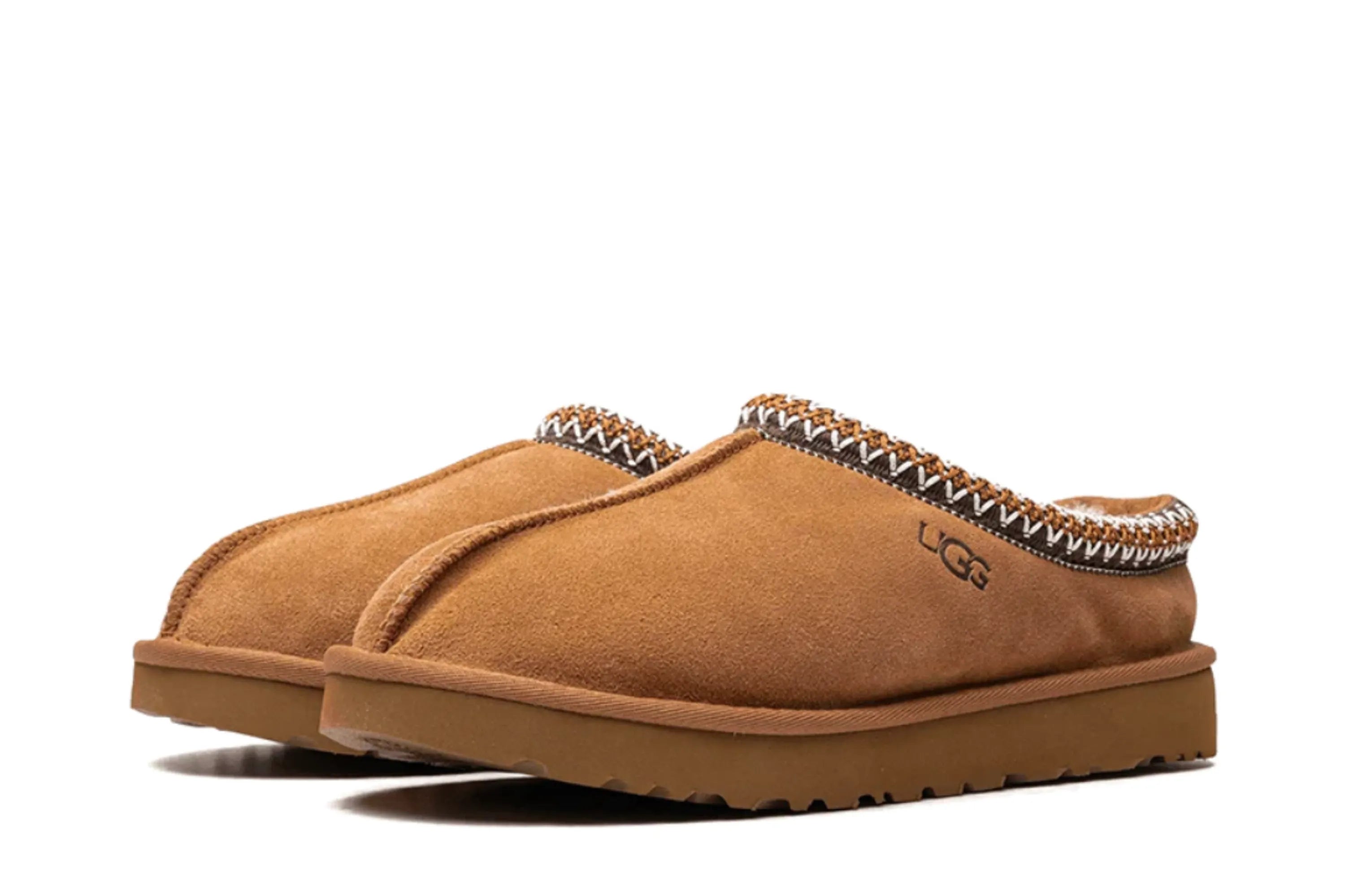 UGG Tasman Slipper Chestnut - Lado - 5955 - Sneakers Exclusivas - Elevenflip